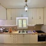 Tani\'S House