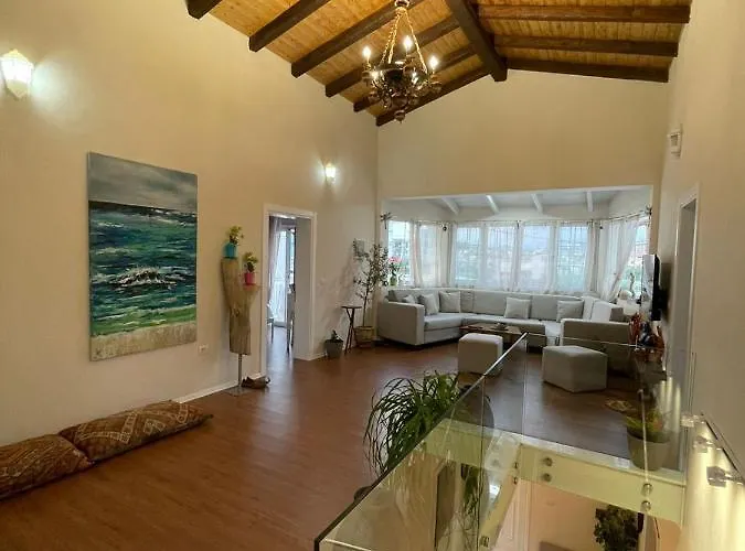 Tani\'S House