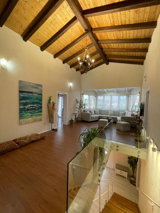 Villa Tani's House
