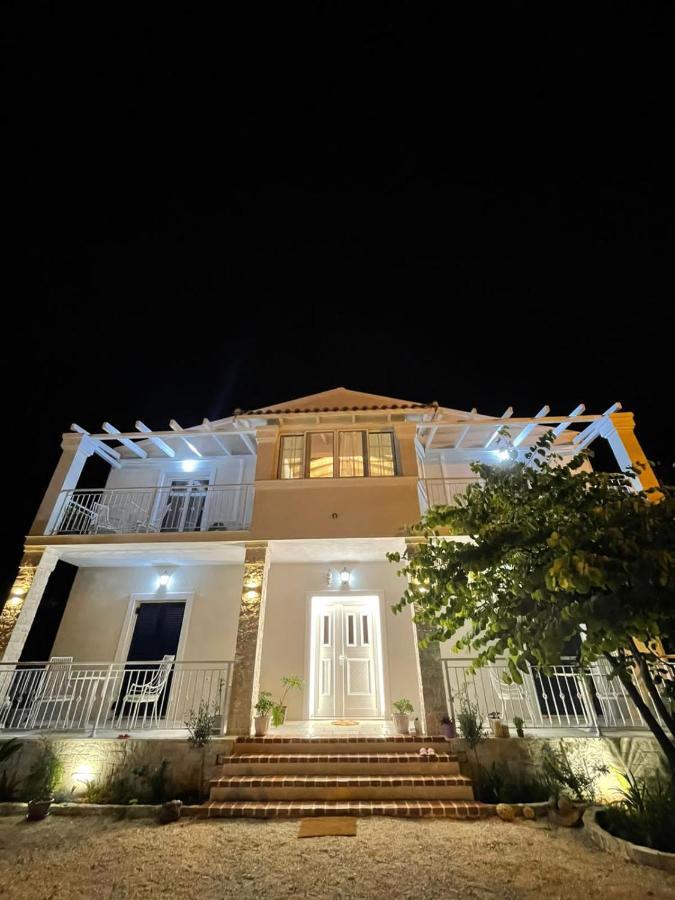 Tani's House * Sarandë