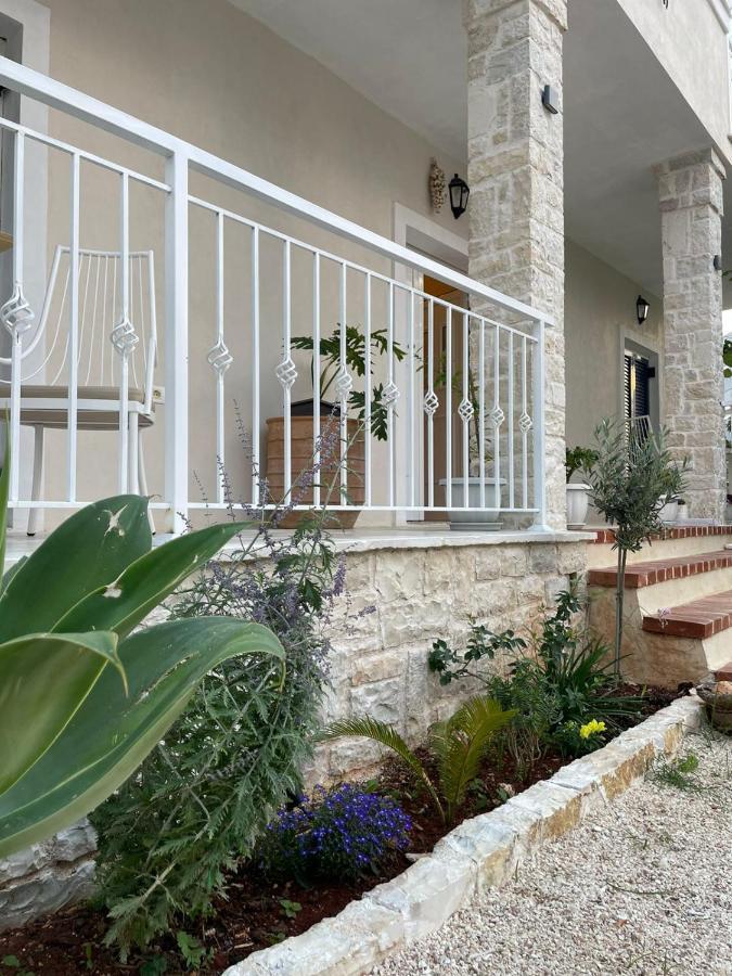 Tani's House Villa